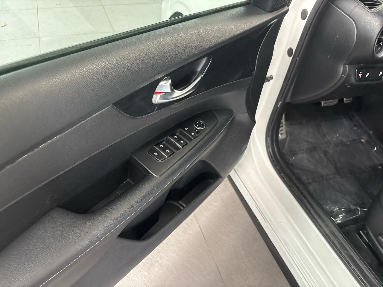 Kia Forte GT Line 2023