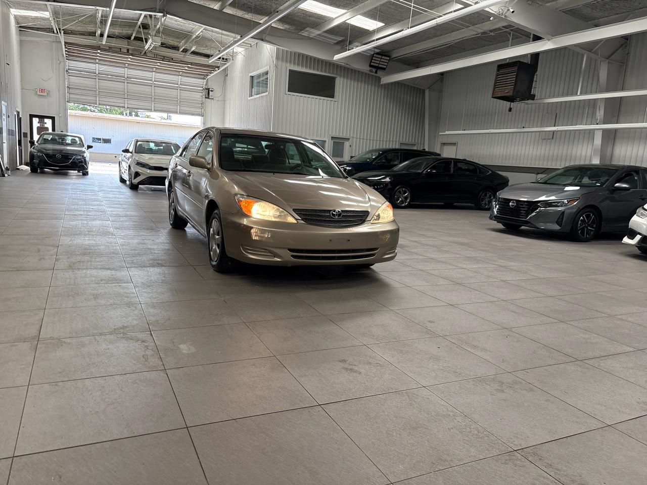 Toyota Camry LE 2002