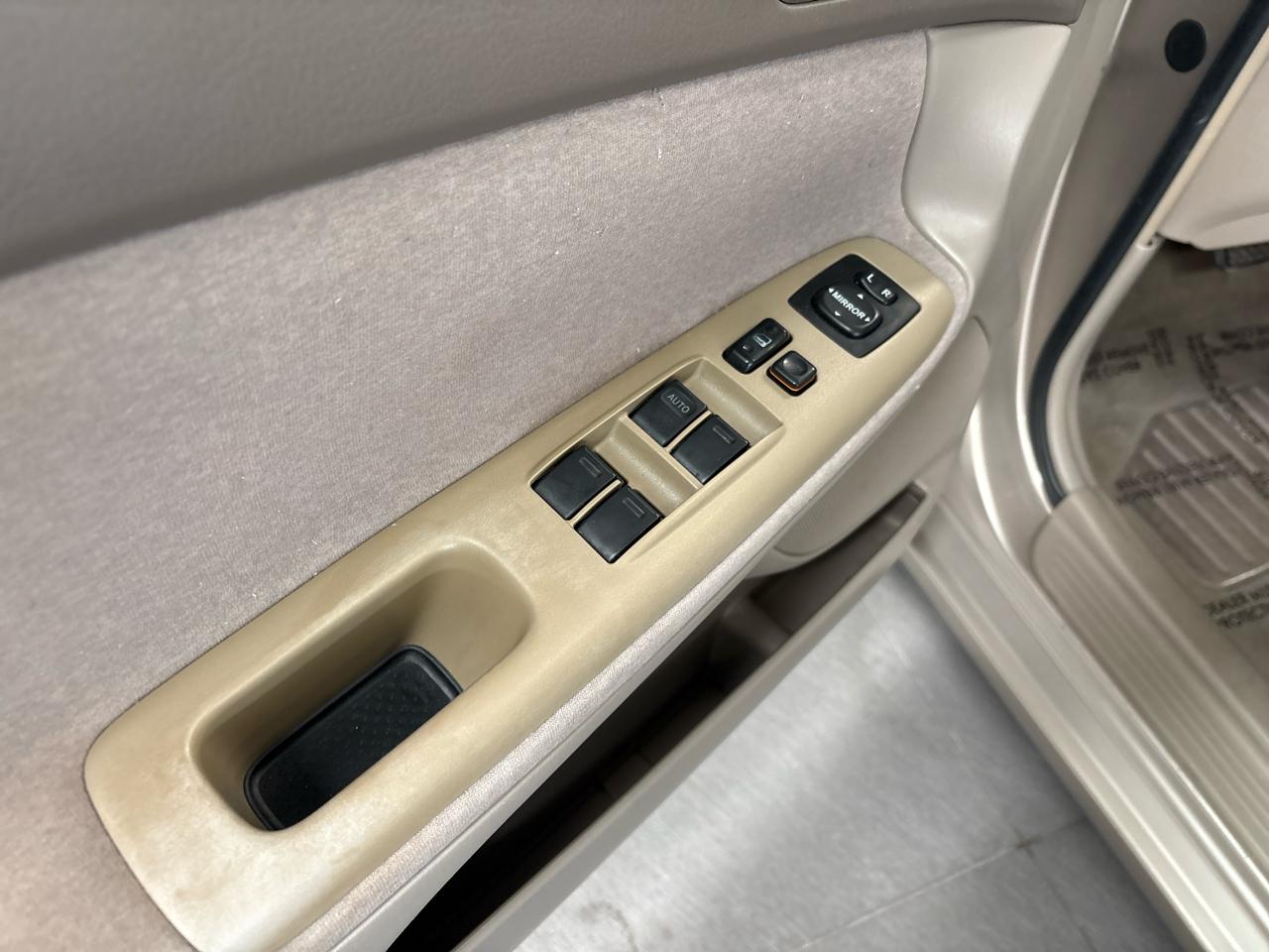 Toyota Camry LE 2002