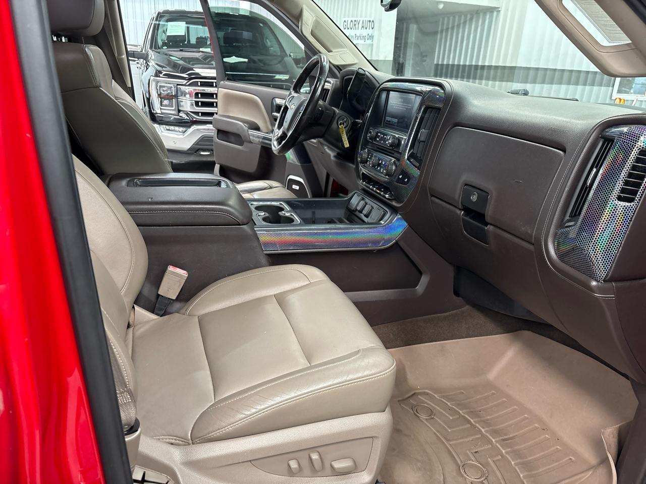 Chevrolet Silverado 1500 Crew Cab Crew Cab 143.5" WB 4WD Z71 2015