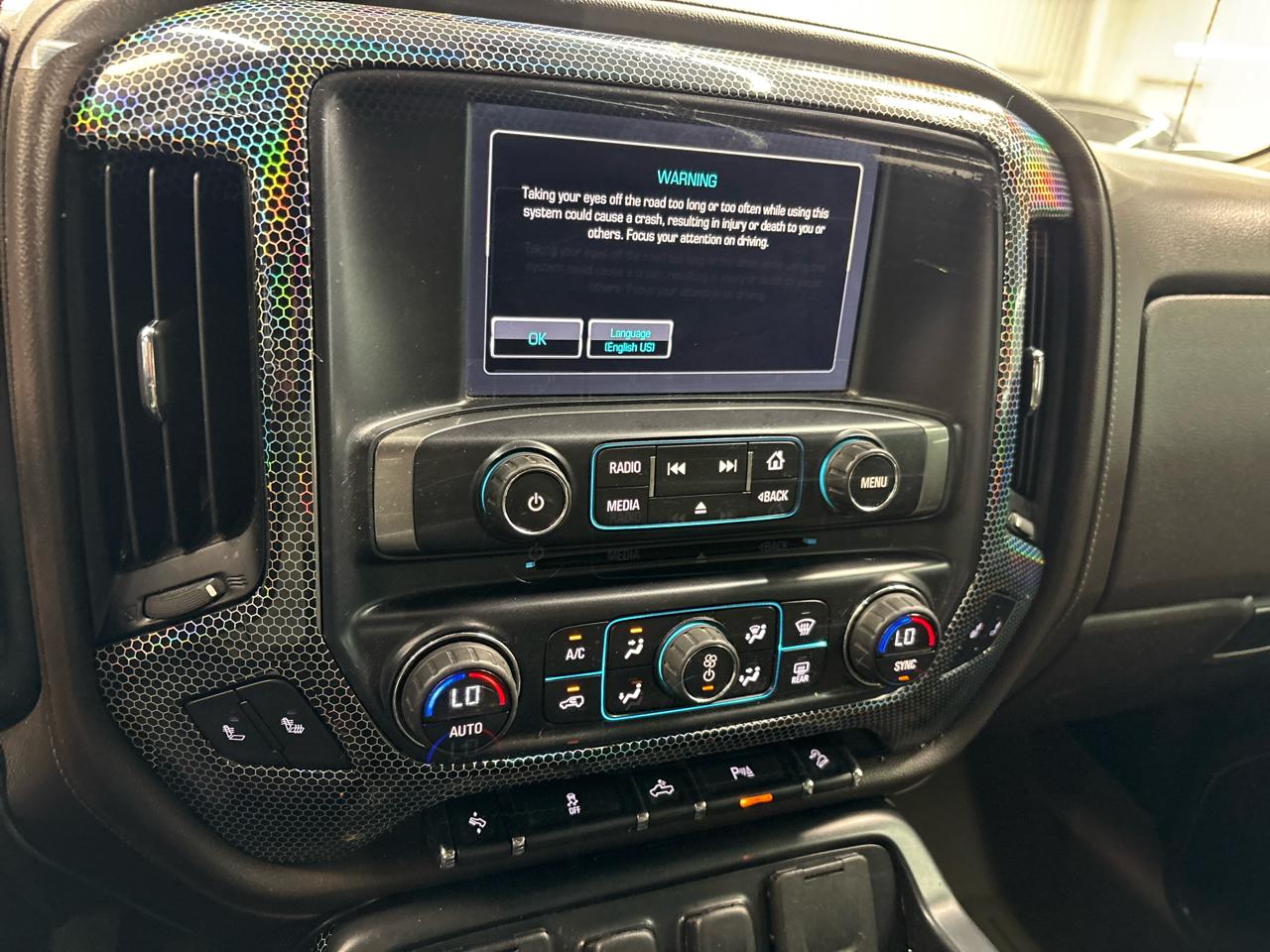 Chevrolet Silverado 1500 Crew Cab Crew Cab 143.5" WB 4WD Z71 2015