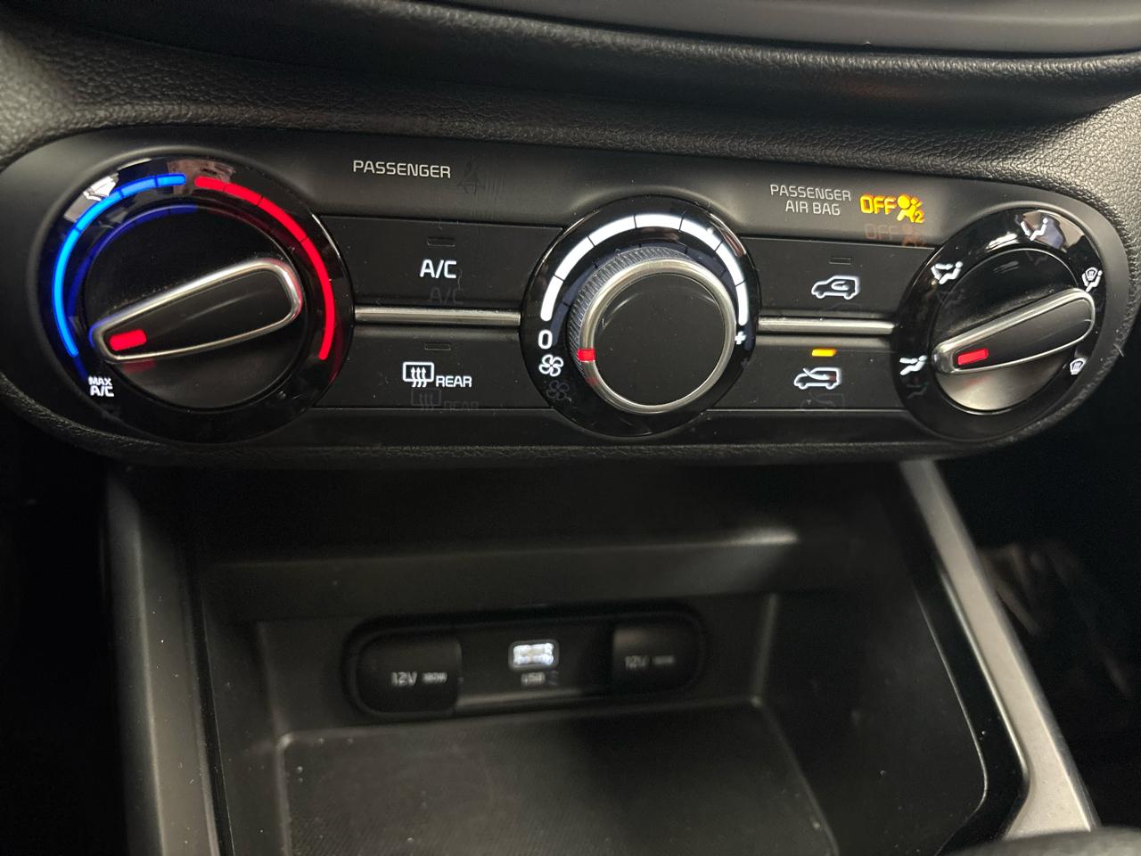 Kia Soul LX CVT 2024