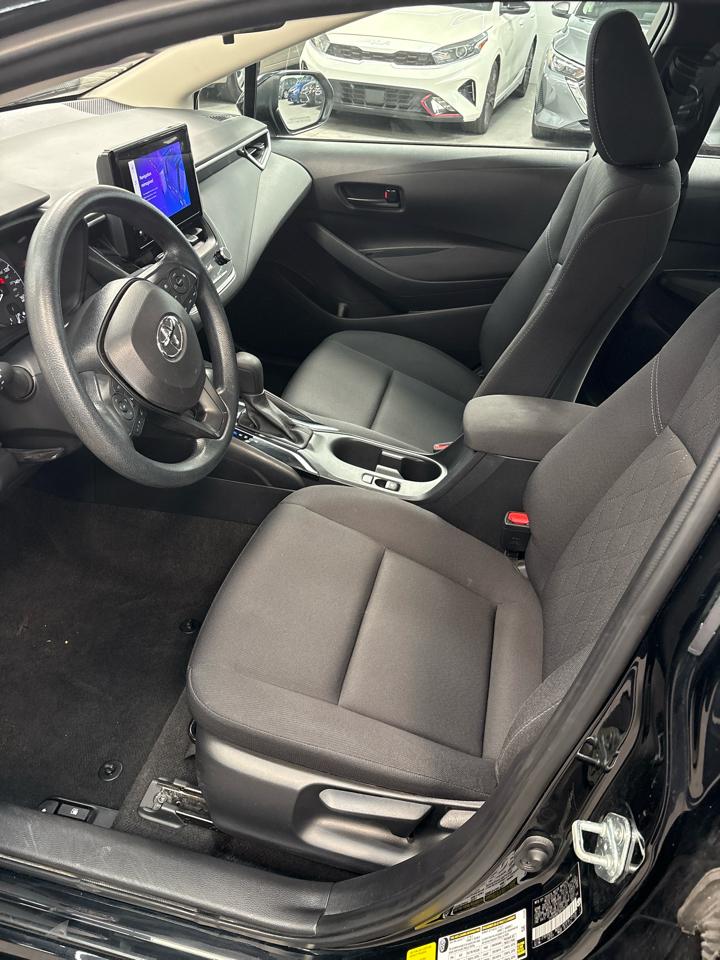 Toyota Corolla LE 2024