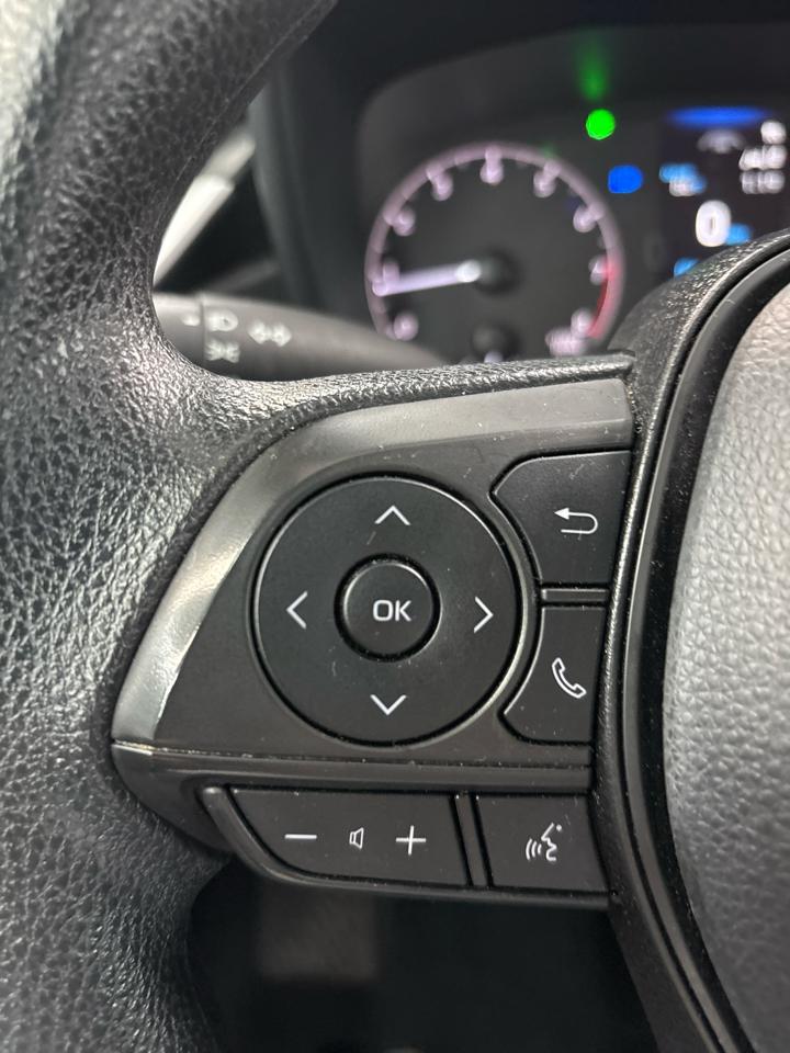 Toyota Corolla LE 2024
