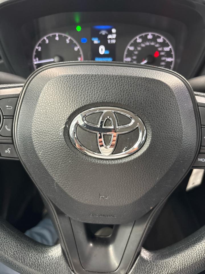 Toyota Corolla LE 2024