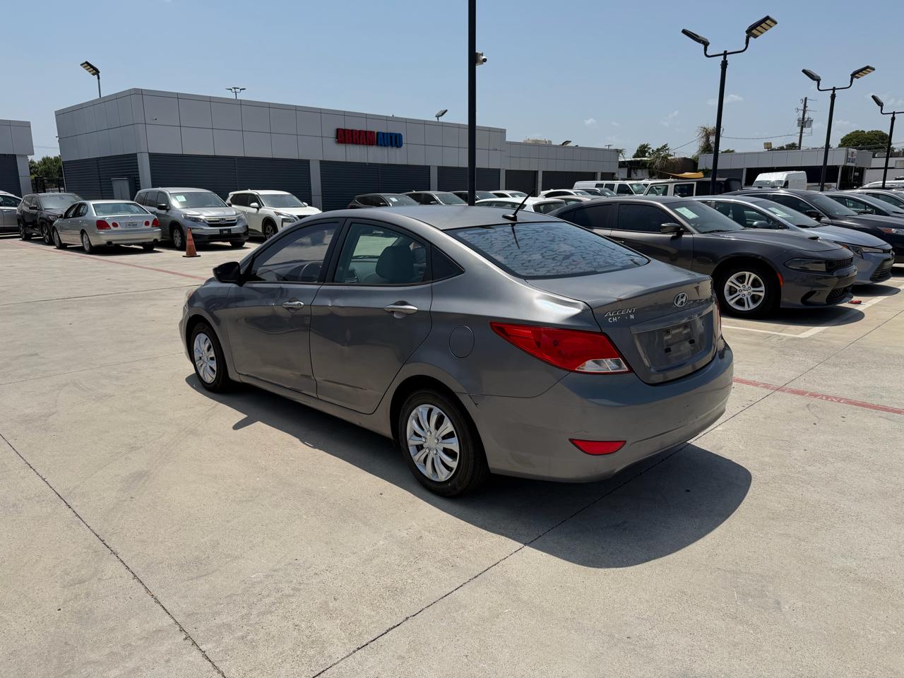 Hyundai Accent GLS 4-Door 6A 2015