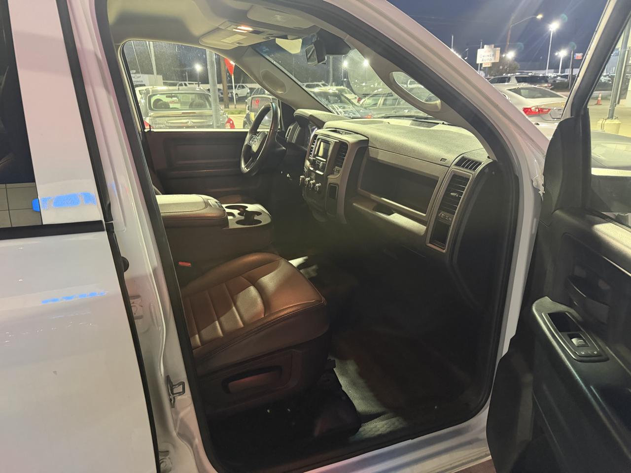 RAM 1500 Tradesman Quad Cab 2WD 2016
