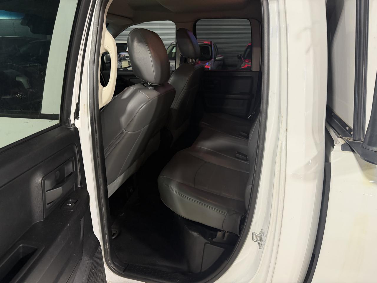 RAM 1500 Tradesman Quad Cab 2WD 2016