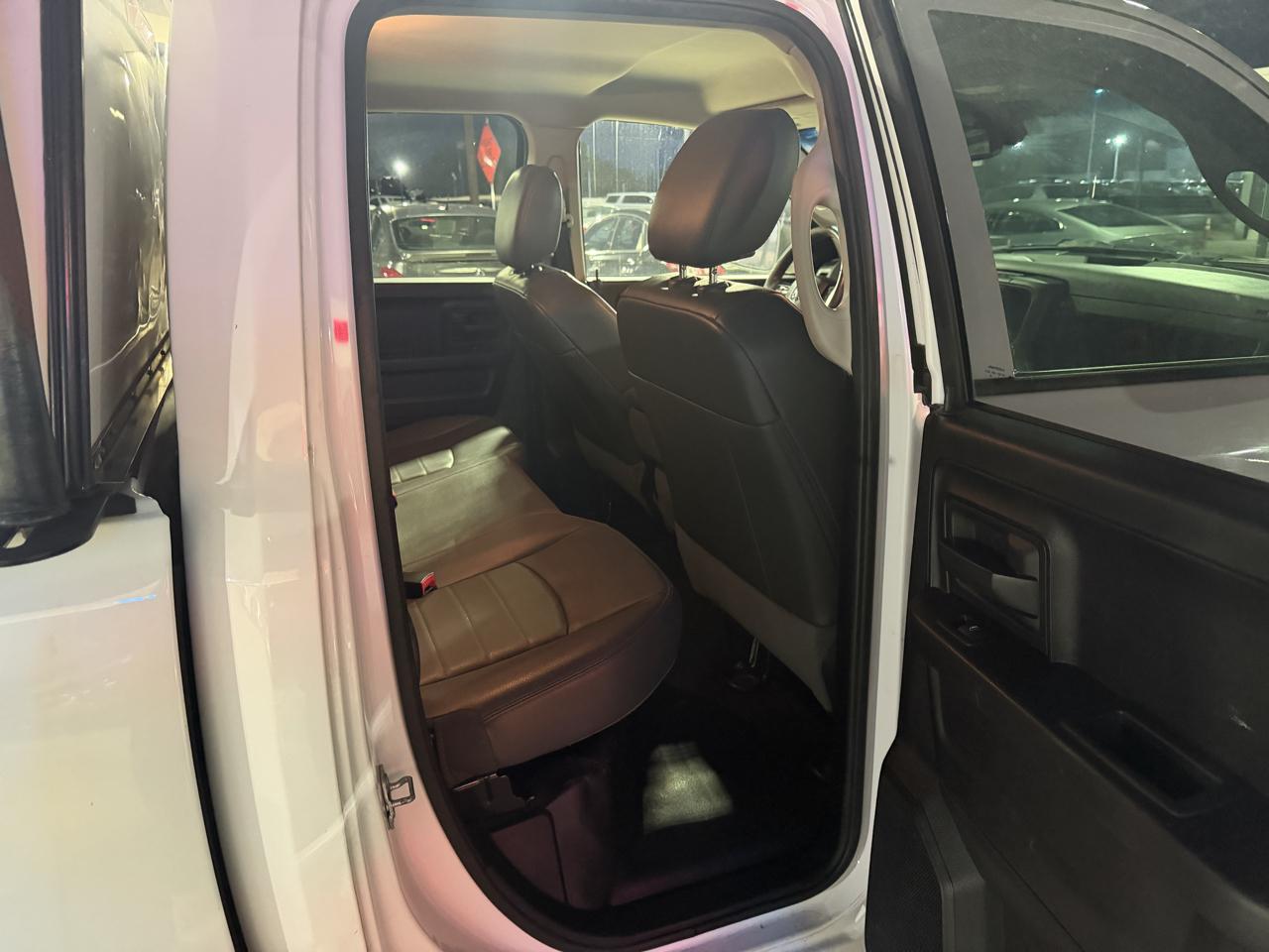 RAM 1500 Tradesman Quad Cab 2WD 2016