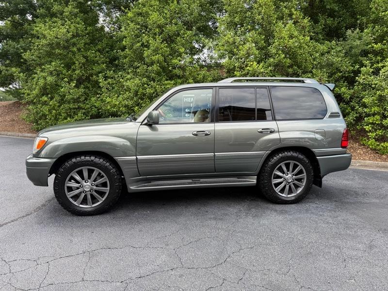 Lexus LX 470 Sport Utility 2007