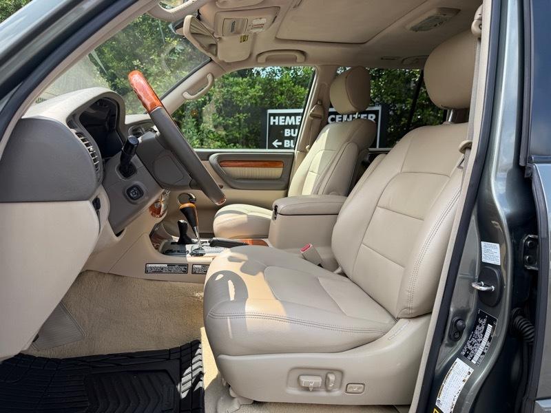 Lexus LX 470 Sport Utility 2007