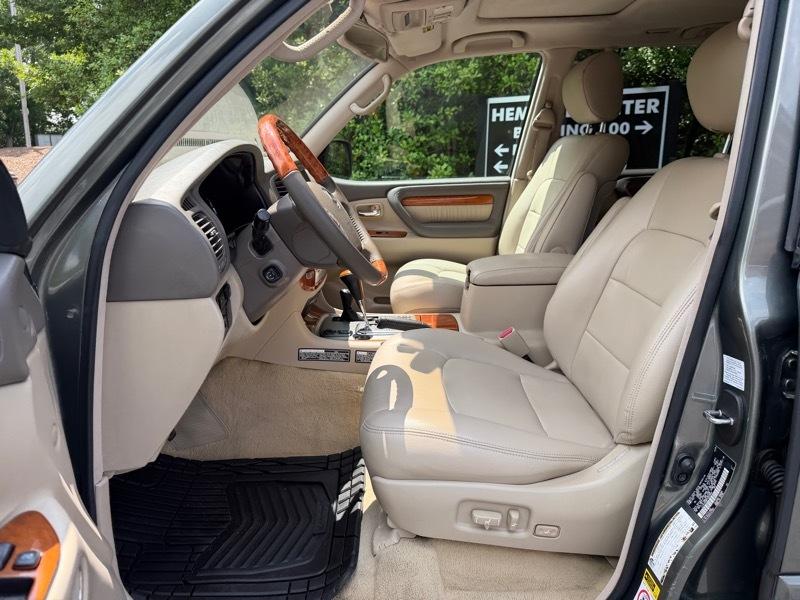 Lexus LX 470 Sport Utility 2007