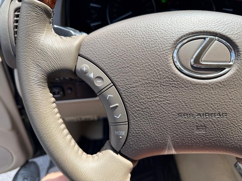 Lexus LX 470 Sport Utility 2007