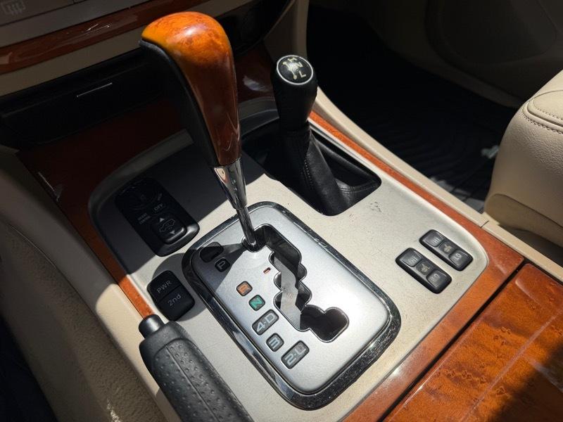Lexus LX 470 Sport Utility 2007