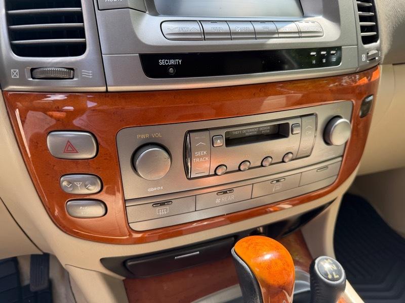 Lexus LX 470 Sport Utility 2007