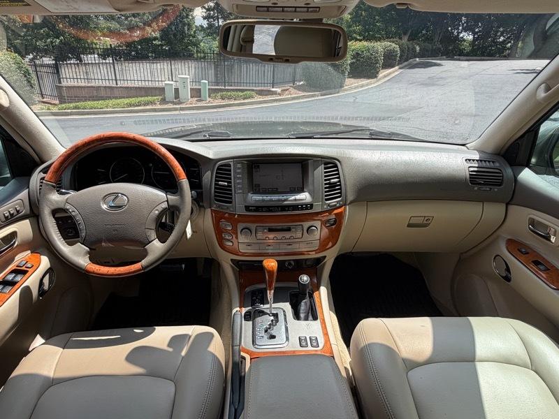 Lexus LX 470 Sport Utility 2007