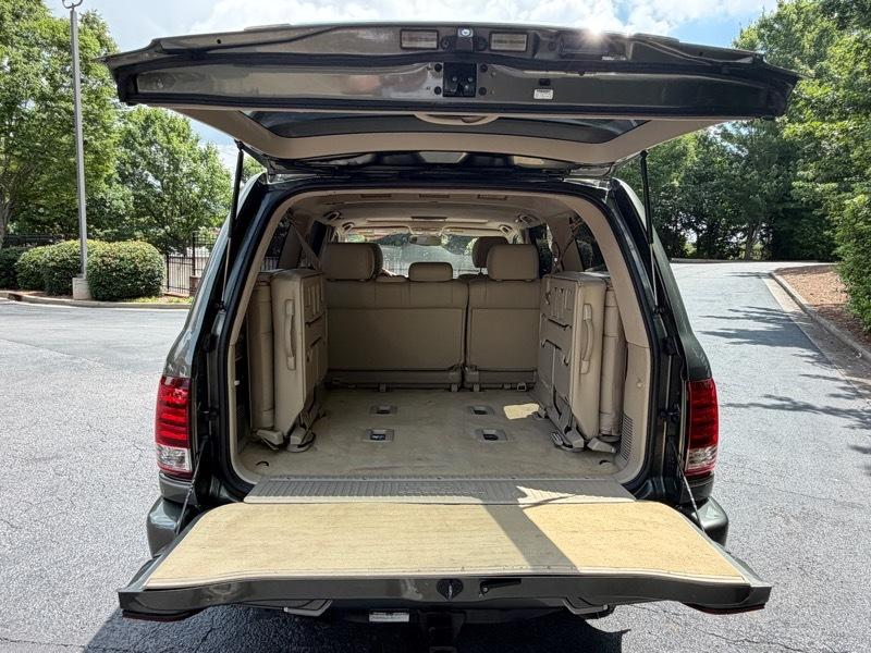 Lexus LX 470 Sport Utility 2007