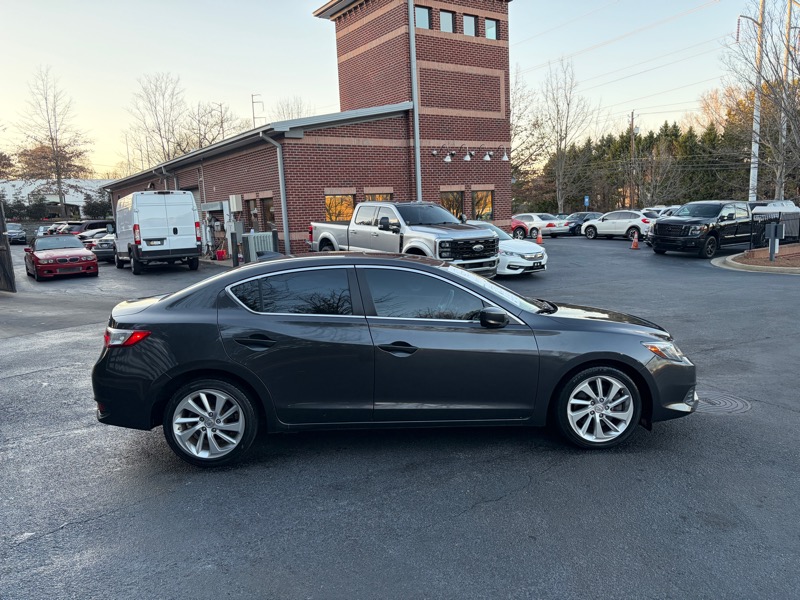 Acura ILX 8-Spd AT 2016