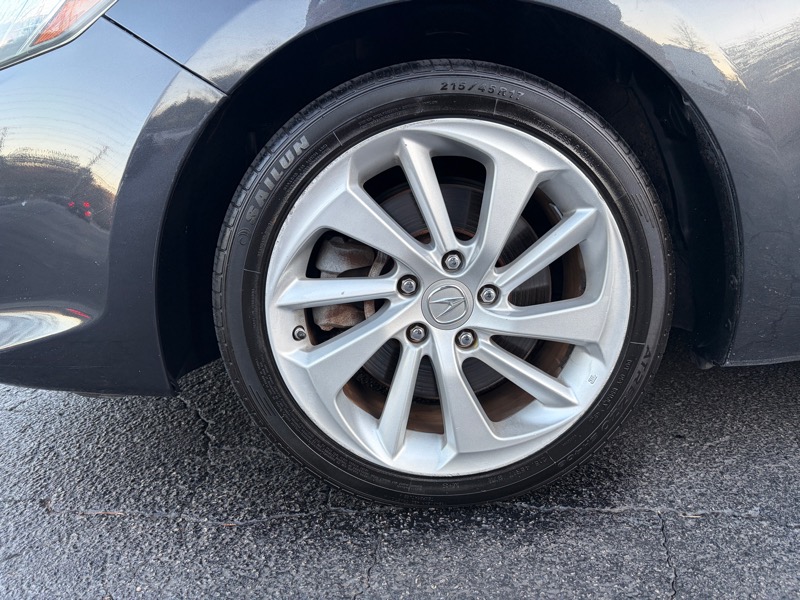 Acura ILX 8-Spd AT 2016