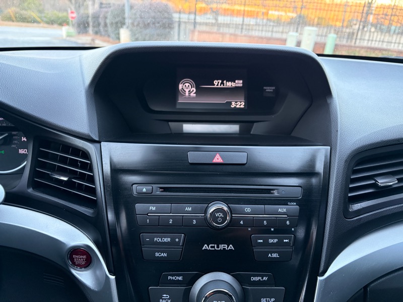 Acura ILX 8-Spd AT 2016