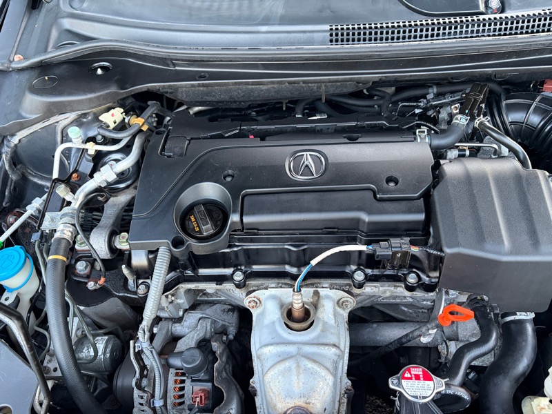 Acura ILX 8-Spd AT 2016