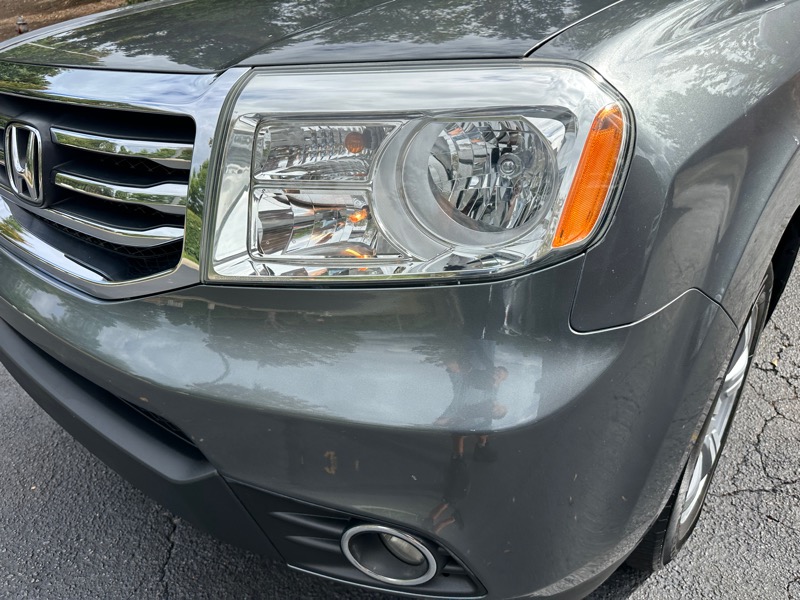Honda Pilot EX-L 2WD 5-Spd AT with Navigation 2012 Honda Pilot EX-L 2WD 5-Spd AT with Navigation 2012