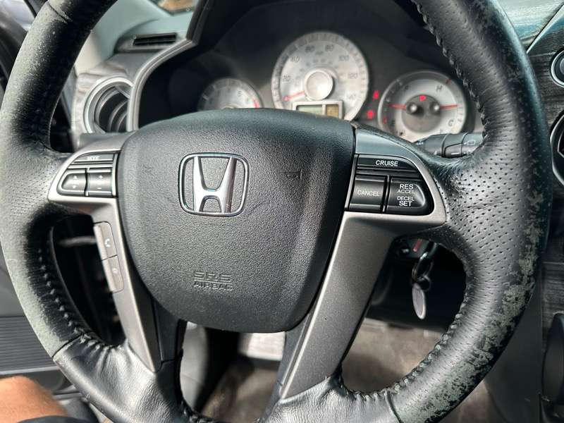 Honda Pilot EX-L 2WD 5-Spd AT with Navigation 2012 Honda Pilot EX-L 2WD 5-Spd AT with Navigation 2012