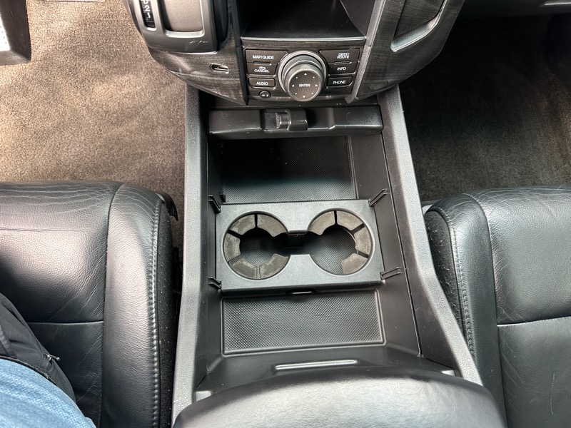 Honda Pilot EX-L 2WD 5-Spd AT with Navigation 2012 Honda Pilot EX-L 2WD 5-Spd AT with Navigation 2012