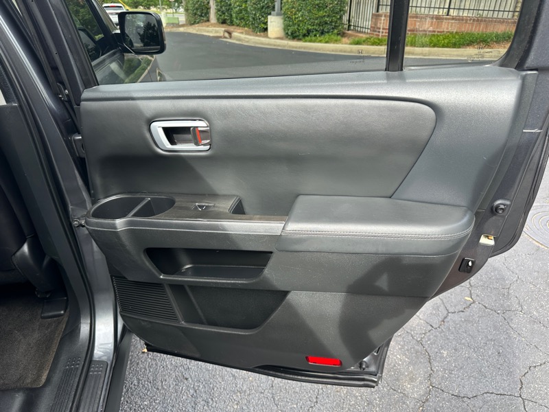 Honda Pilot EX-L 2WD 5-Spd AT with Navigation 2012 Honda Pilot EX-L 2WD 5-Spd AT with Navigation 2012