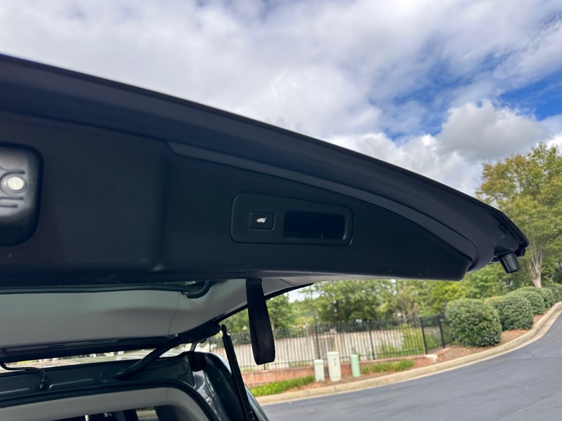 Honda Pilot EX-L 2WD 5-Spd AT with Navigation 2012 Honda Pilot EX-L 2WD 5-Spd AT with Navigation 2012