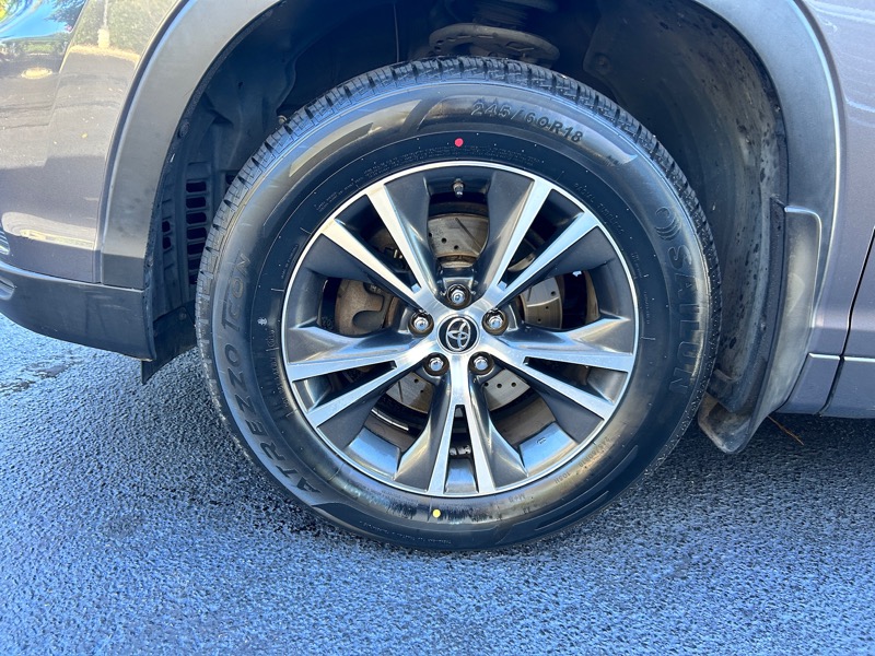 Toyota Highlander XLE AWD V6 2016 Toyota Highlander XLE AWD V6 2016