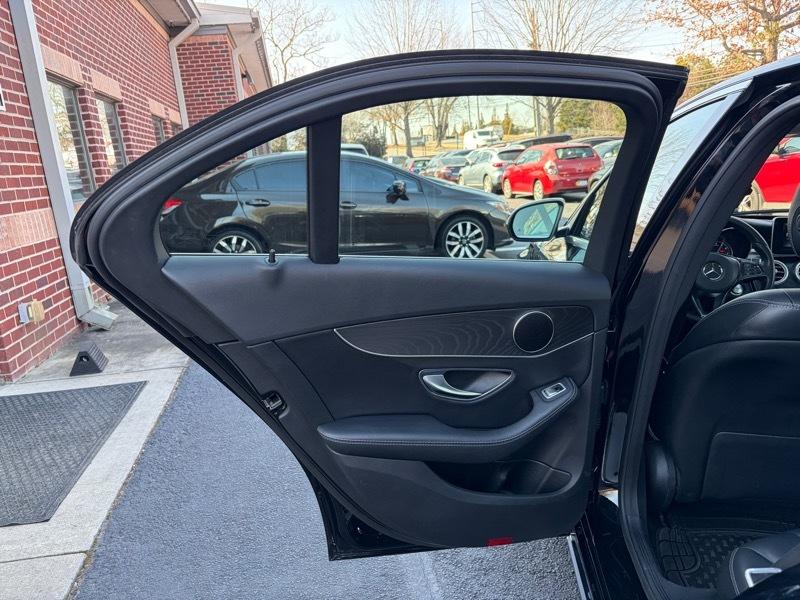 Mercedes-Benz C-Class C300 4MATIC Sedan 2017