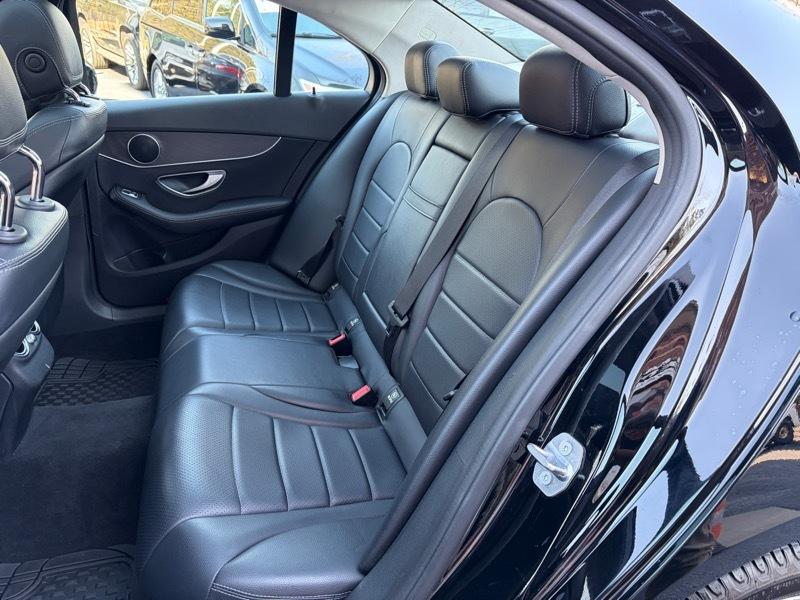 Mercedes-Benz C-Class C300 4MATIC Sedan 2017