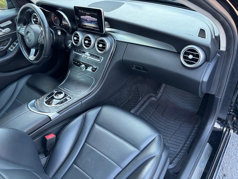 Mercedes-Benz C-Class C300 4MATIC Sedan 2017