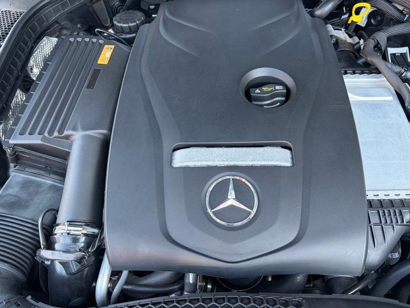 Mercedes-Benz C-Class C300 4MATIC Sedan 2017