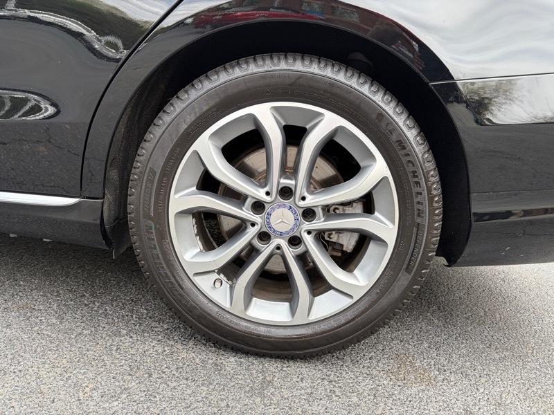 Mercedes-Benz C-Class C300 4MATIC Sedan 2017