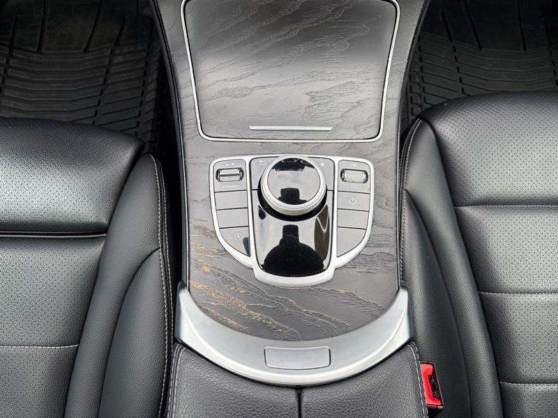 Mercedes-Benz C-Class C300 4MATIC Sedan 2017