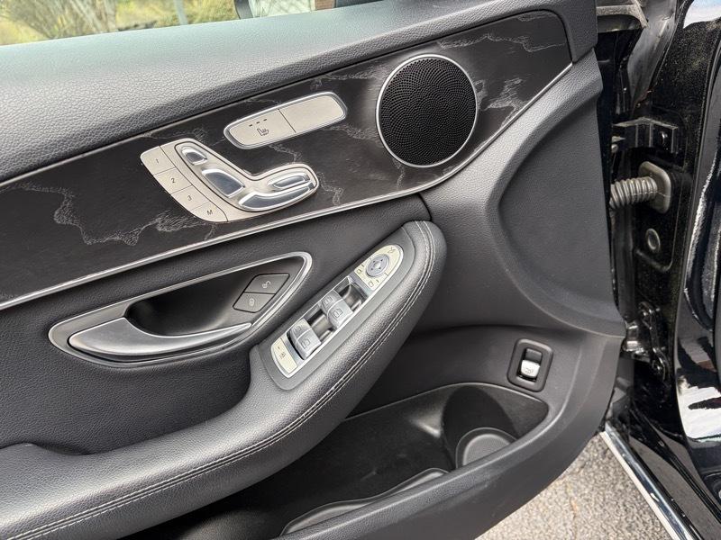 Mercedes-Benz C-Class C300 4MATIC Sedan 2017