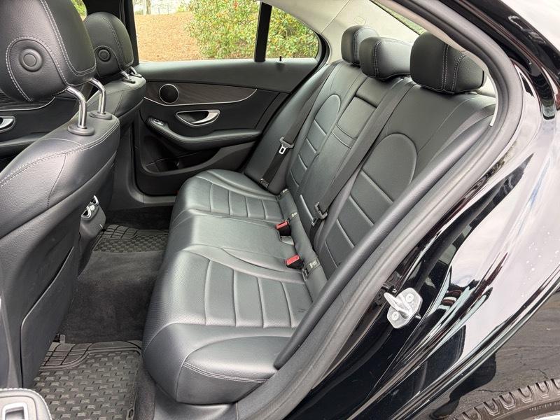 Mercedes-Benz C-Class C300 4MATIC Sedan 2017