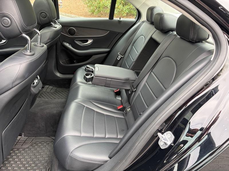 Mercedes-Benz C-Class C300 4MATIC Sedan 2017