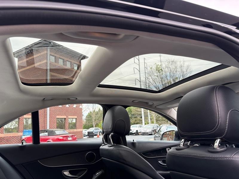 Mercedes-Benz C-Class C300 4MATIC Sedan 2017