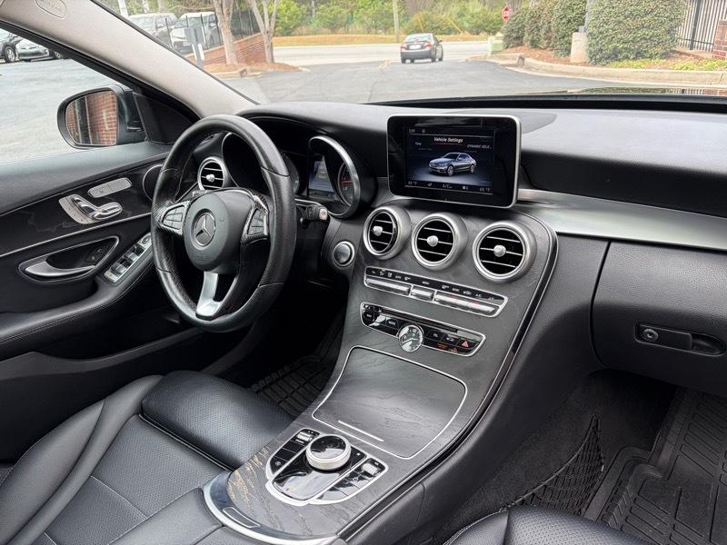 Mercedes-Benz C-Class C300 4MATIC Sedan 2017