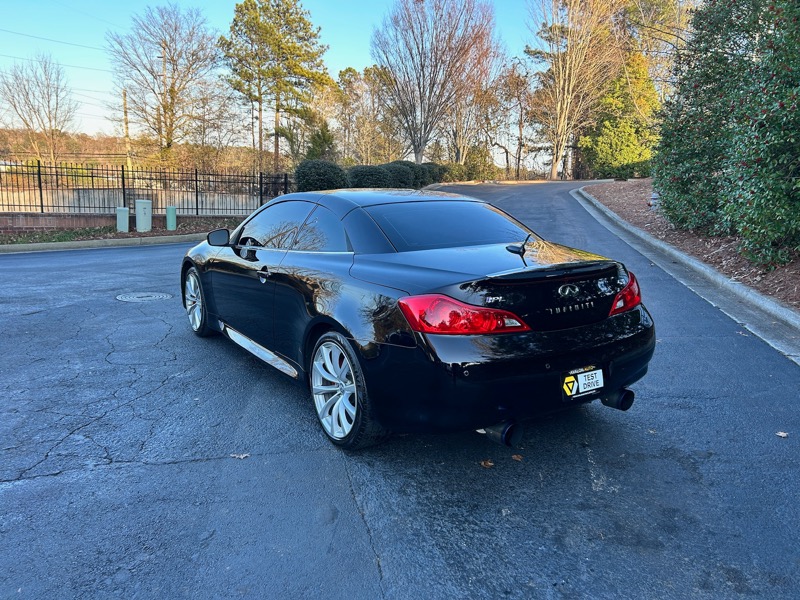 Infiniti G Convertible  2013