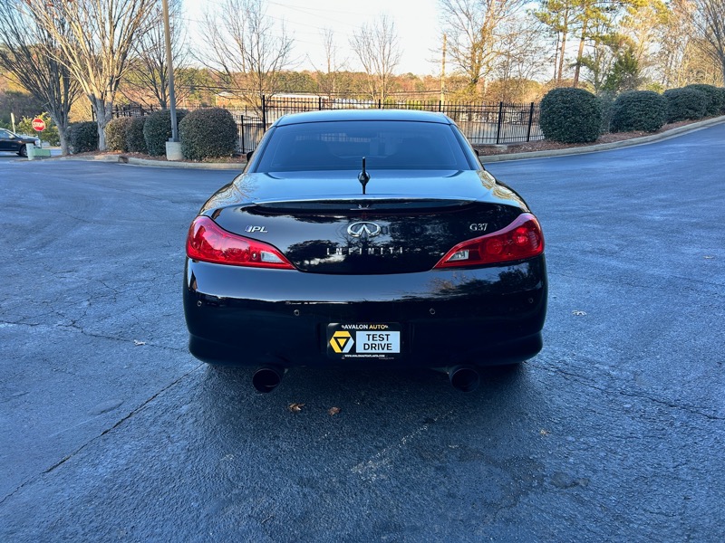 Infiniti G Convertible  2013