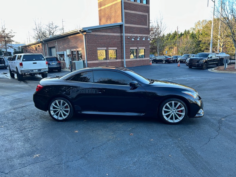 Infiniti G Convertible  2013