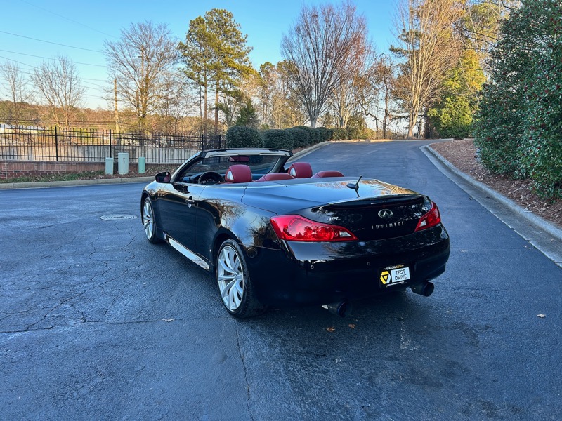 Infiniti G Convertible  2013