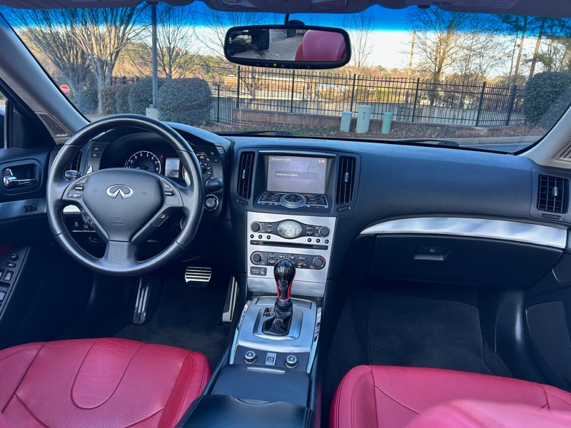 Infiniti G Convertible  2013