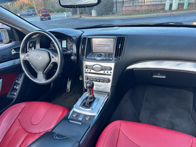 Infiniti G Convertible  2013