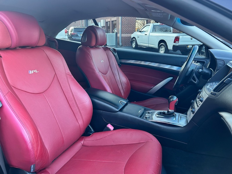 Infiniti G Convertible  2013