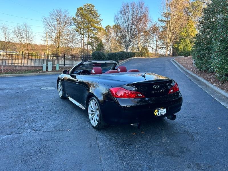 Infiniti G Convertible  2013